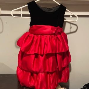Black/red dress